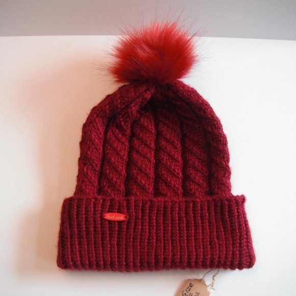 Hand Knitted Hat Toque Adult-OneSize Acrylic Color Burgundy-002 Hand knit by me - Picture 2 of 12